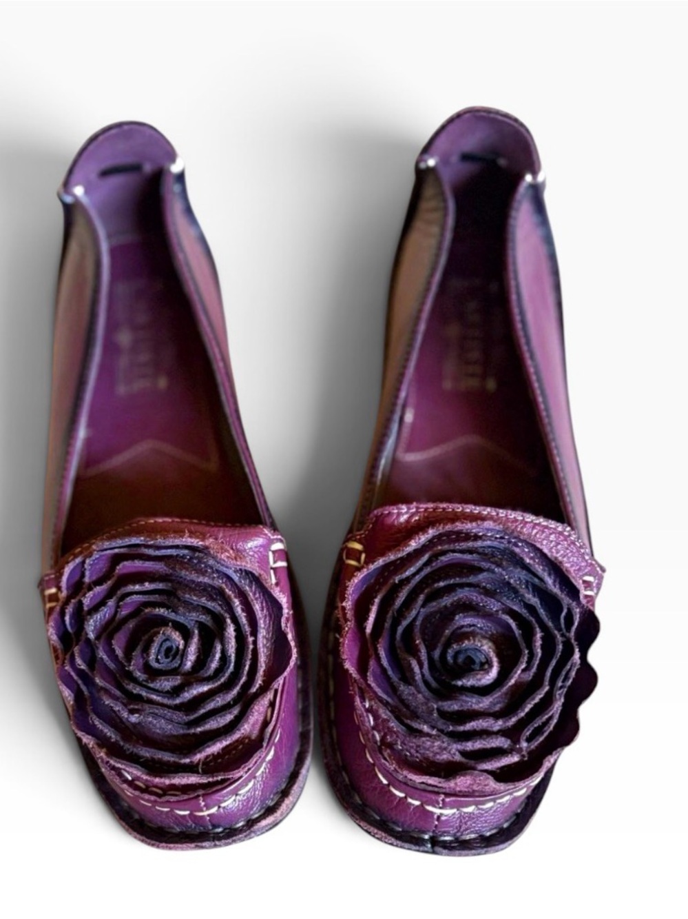NWOT L’ARTISTE BY SPRING STEP DEZI SIZE 9 PLUM